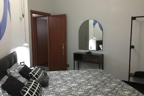 1 camera, ferro/asse da stiro, Wi-Fi, lenzuola