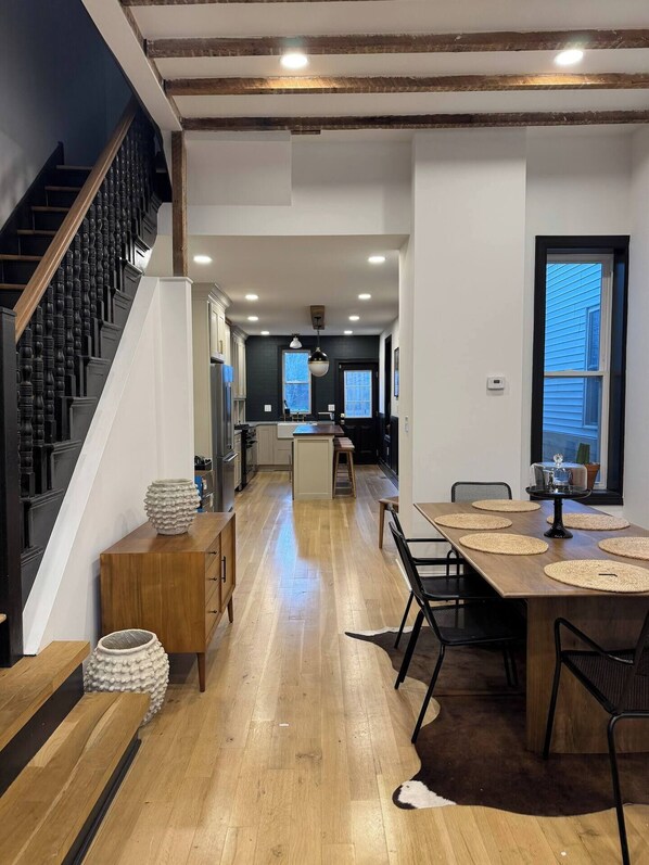 Dining - Stunning townhouse in Philadelphia with historical charm in Fairmount! (Philadelphia)