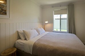 4 bedrooms, iron/ironing board, travel cot, WiFi