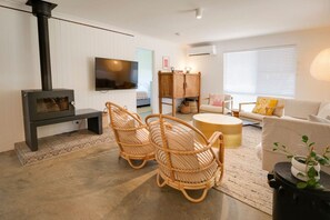 TV connectée, cheminée