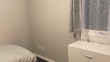 1 dormitorio, wifi gratis, ropa de cama