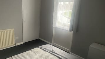 1 dormitorio, wifi gratis, ropa de cama