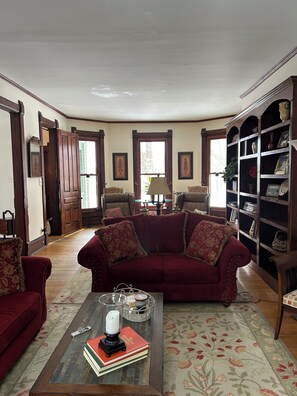Smart TV, books