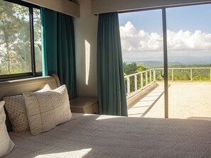 5 bedrooms, in-room safe, iron/ironing board, free WiFi - Mountain views (Jarabacoa)
