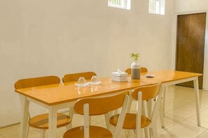 Ảnh chưa phân loại, 4 trong số 30 ảnh, nút