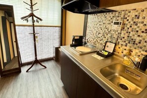 Iron/ironing board - Rinn Kyoto Yasaka South (Kyoto)
