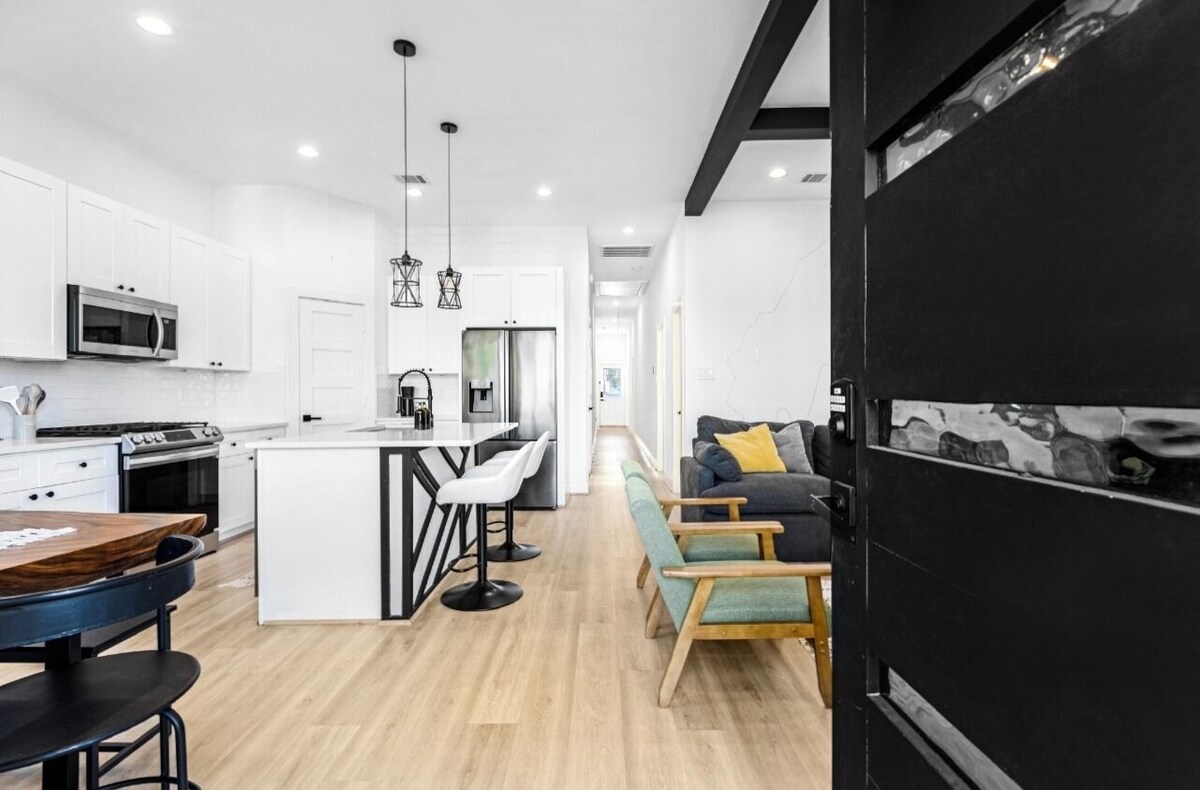 Photo 25 of New ! Houston getaway! Near Stadiums & Downtown