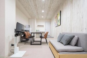 Room - Merdeacube Nambaminami (Osaka)