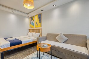 Interior - Charming Rooftop Studio with Garden Views and Modern Amenities (AUC, New Cairo)