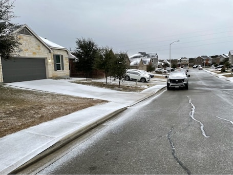 Miscellaneous. Very quiet area , close to San Antonio and equipped of everything you need