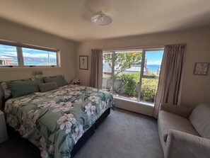 3 Schlafzimmer, Schreibtisch, Bügeleisen/Bügelbrett, kostenloses WLAN