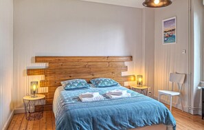 4 bedrooms, travel cot, free WiFi