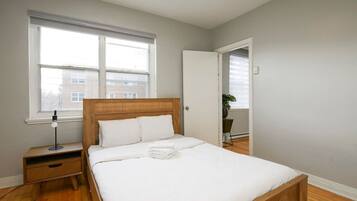 2 habitaciones, escritorio, tabla de planchar con plancha y wifi gratis
