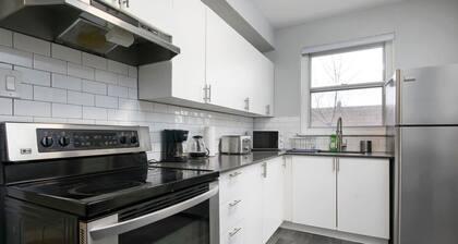 Amazing 2BR on Walkley ZC1