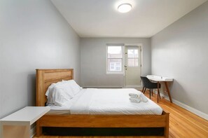 2 bedrooms, desk, iron/ironing board, free WiFi