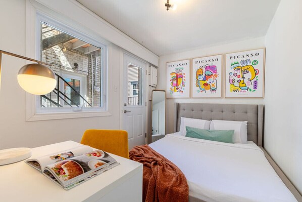 2 bedrooms, desk, iron/ironing board, free WiFi