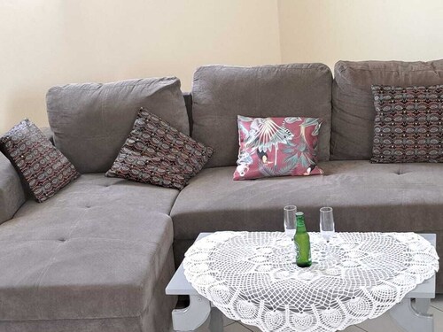 Country house with sea view. Here you'll find peace and quiet