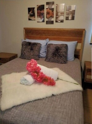 3 bedrooms, free WiFi, bed sheets