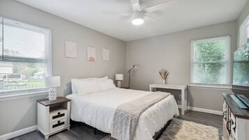 3 bedrooms, iron/ironing board, travel cot, WiFi