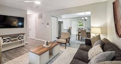 Stylish Rancher Near BWI, BALT!