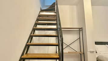 Basic Duplex, Balcony, Garden View | 2 bedrooms, blackout drapes, iron/ironing board, free WiFi