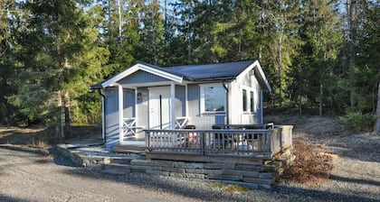 Amazing home in Grums with WiFi