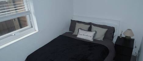 1 Schlafzimmer, Bügeleisen/Bügelbrett, WLAN, Bettwäsche