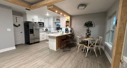 Charming 3-Bedroom New Container Home in Rice, TX – Cozy & Modern Escape!