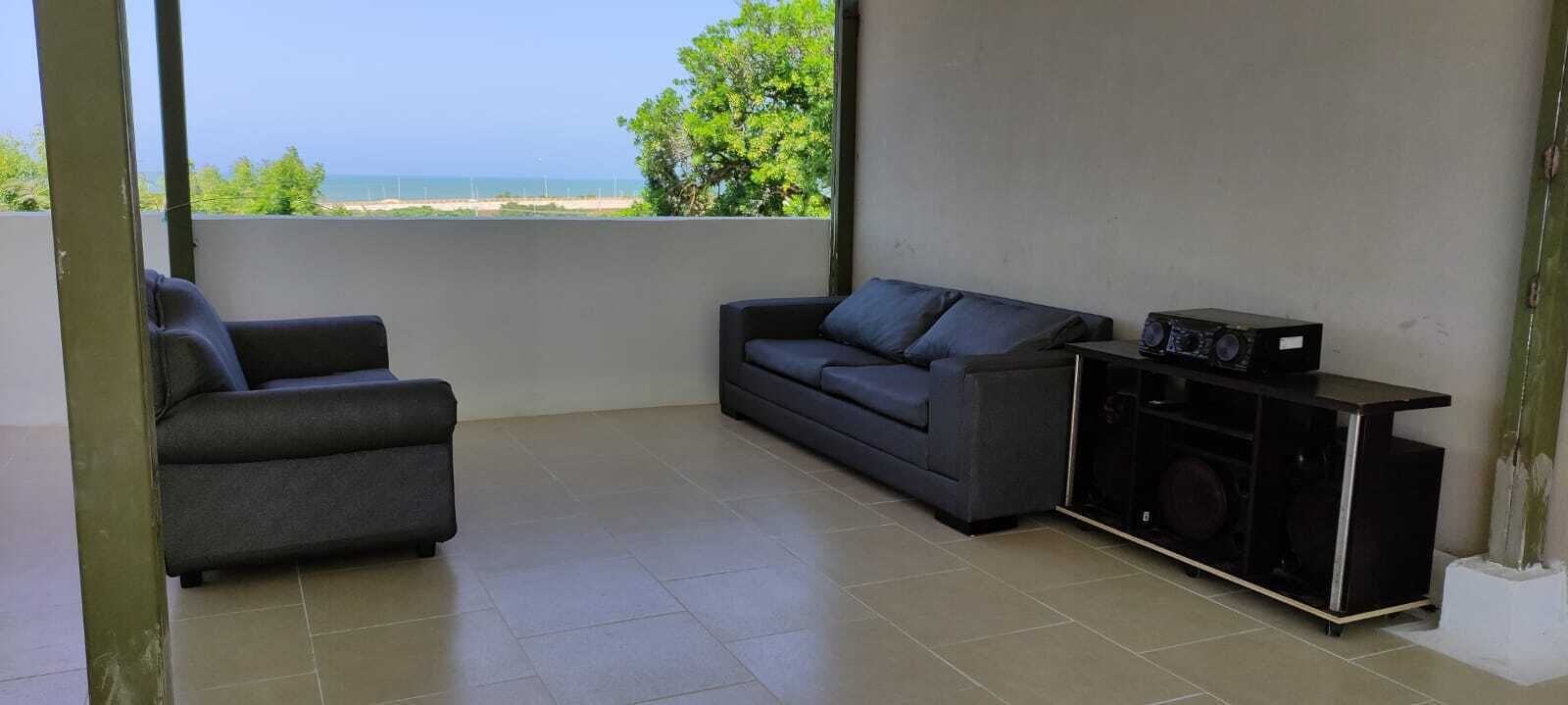 Habitación cuádruple familiar, 1 habitación | Área de sala de estar | Futbolito 