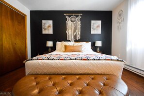 3 bedrooms, desk, WiFi, bed sheets - Game Rm|Movie Rm|Hot Tub|Lakes|Pools|Pets (Coolbaugh Township)