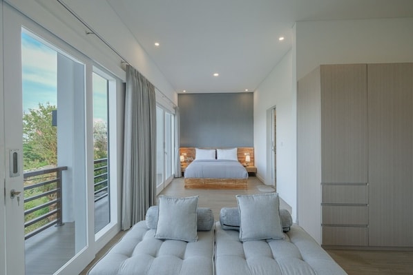 4 bedrooms, WiFi, bed sheets