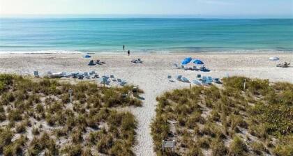 Beach View Condo-Quiet & Secluded Private Beach