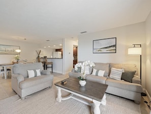 Smart TV - Beach Condo with Quiet, Private Beach (Longboat Key)