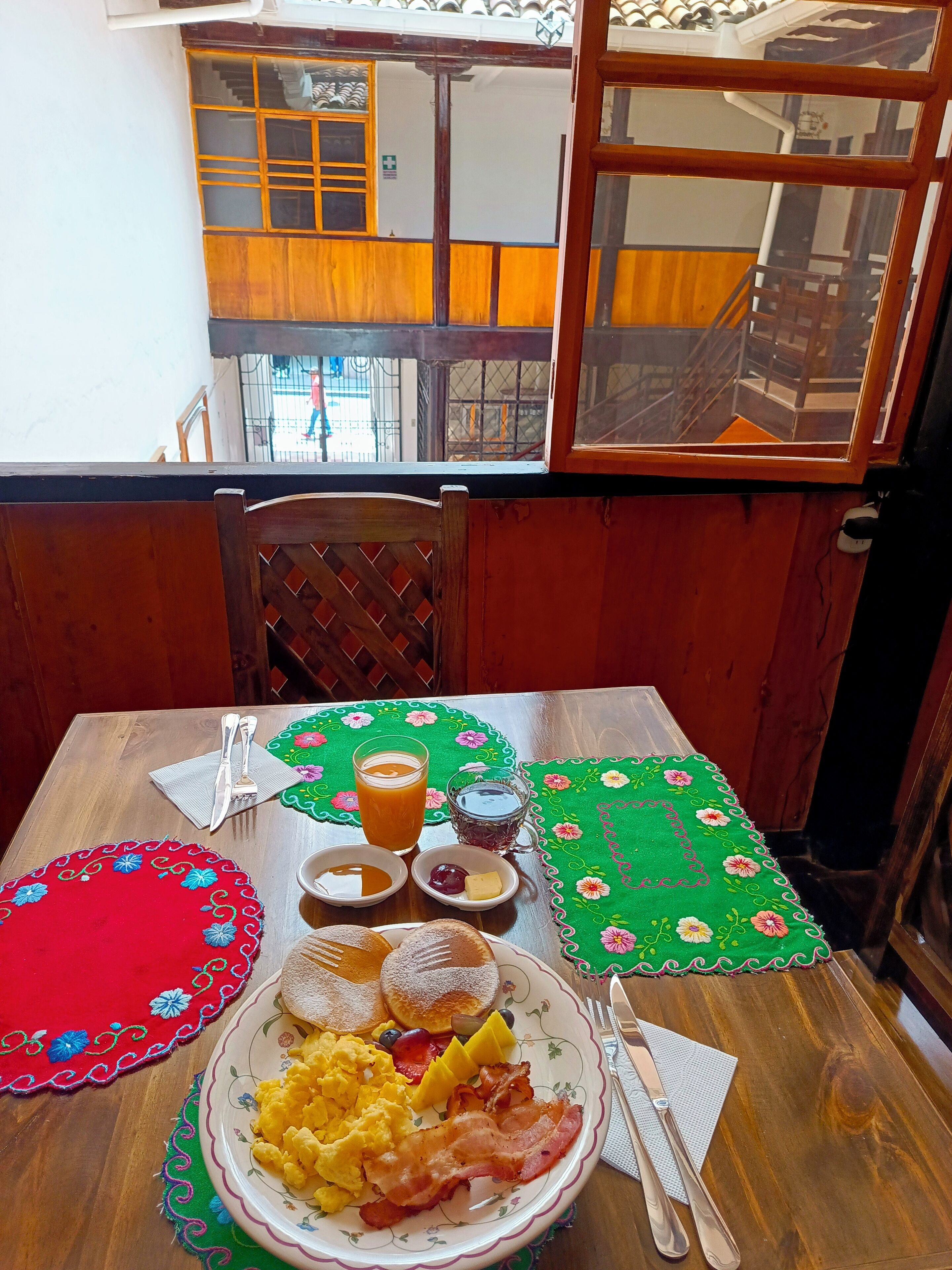 Foto - El Renacimiento - La Rueda