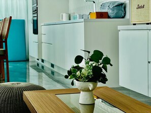 Luxury Villa, 3 Bedrooms, Private Pool, Hill View | Oppholdsområde | Flatskjerm-TV