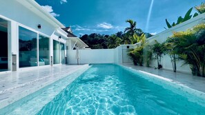 Luxury Villa, 3 Bedrooms, Private Pool, Hill View