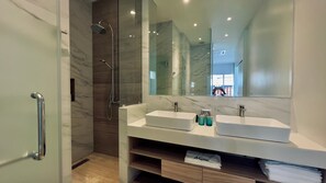 Luxury Villa, 3 Bedrooms, Private Pool, Hill View | Bathroom