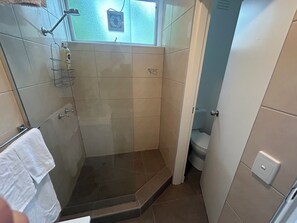 Shower, hair dryer, towels, soap - Life's a beach - stop and smell the sea (Elwood)