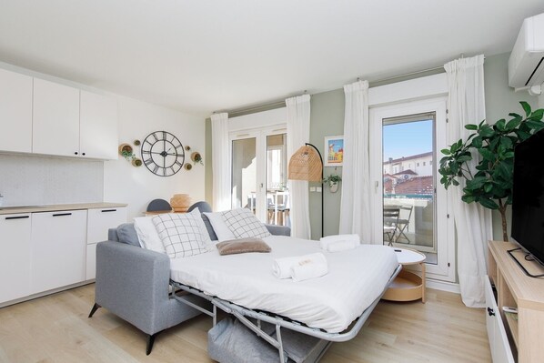 1 多间卧室、熨斗/熨衣板、WiFi、床单