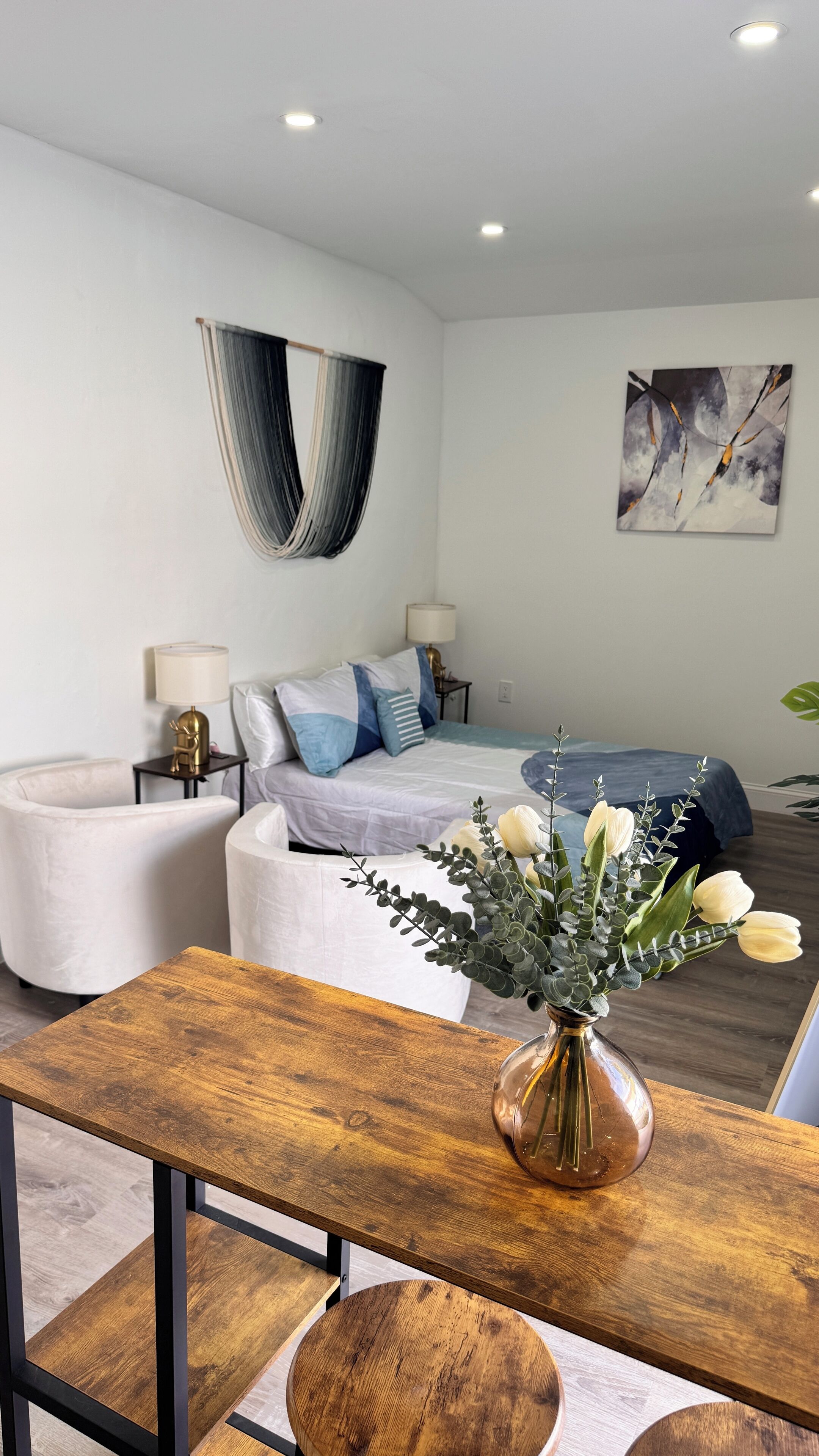Suíte estúdio conforto | Frigobar, individualmente decorados, individualmente mobiliados