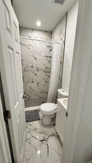 Comfort Studio Suite | Bathroom - Miami North Beach (North Miami Beach)