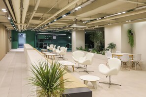 Interior - [서울 중구 동호로] 남산 전망 ★역세권★ 럭셔리 복층 레지던스 (Seoul)