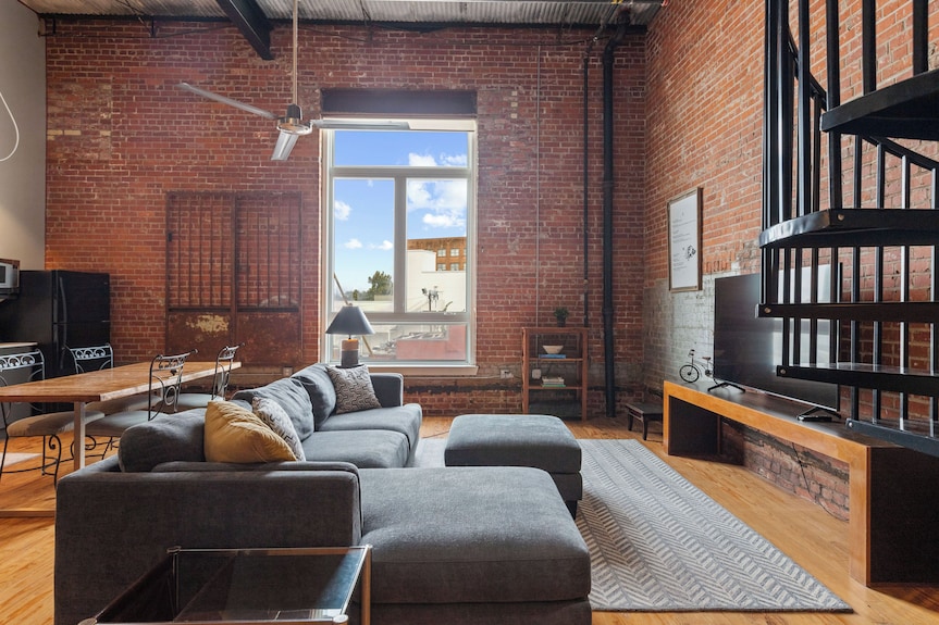 Urban Chic Meets Southern Comfort Industrial Modern Loft In Downtown Lafayette - Lafayette, LA