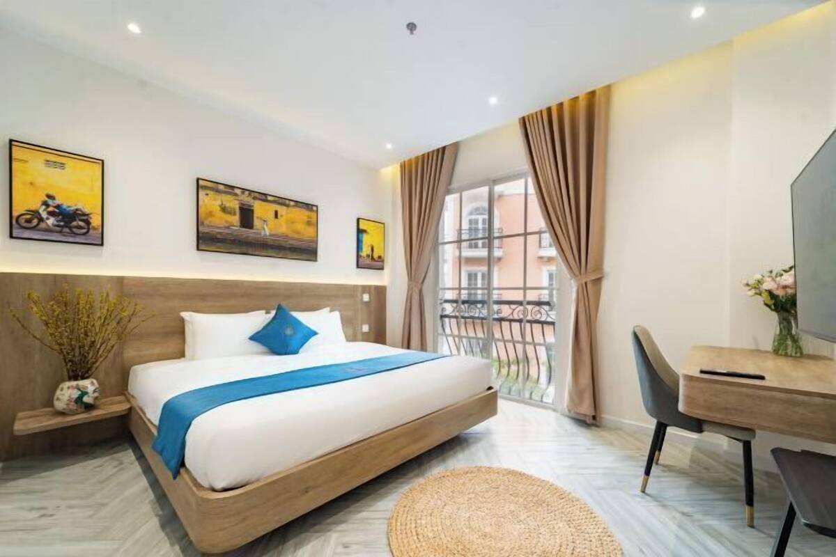 1 bedroom, laptop workspace, blackout drapes, free WiFi