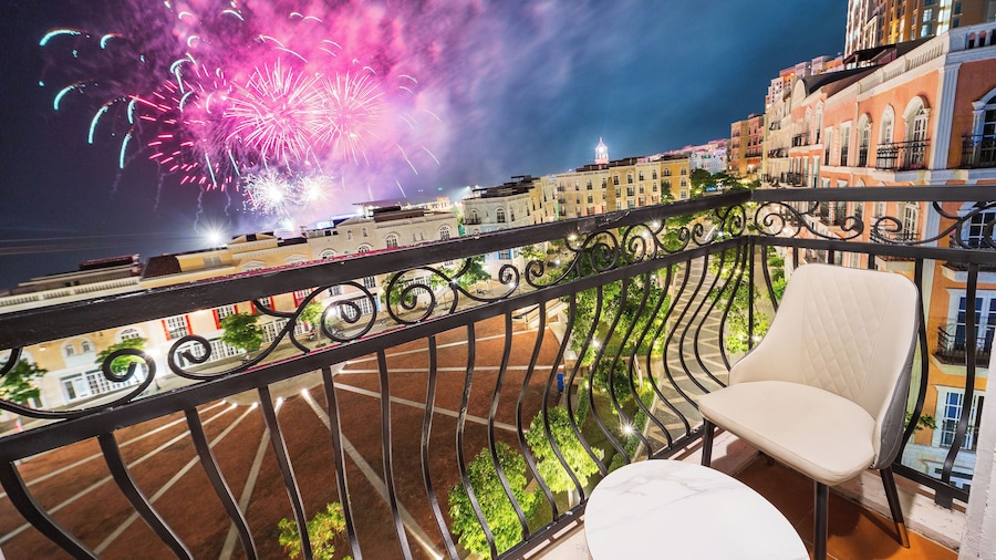 Novus Sol Hotel & Apartment Sunset Town Phu Quoc