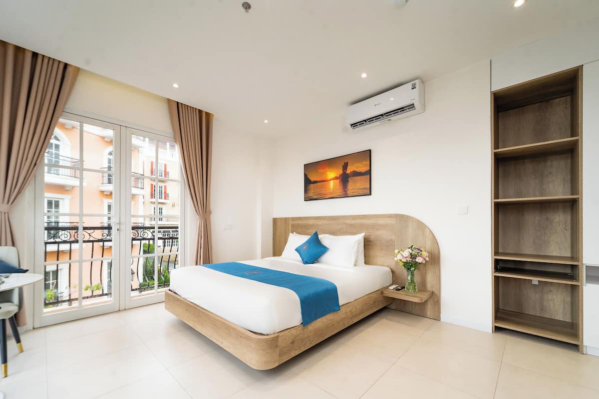 Superior Studio, Park View, Mountainside