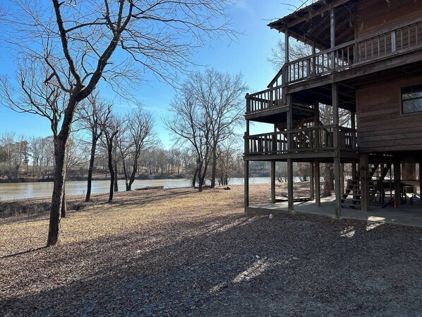 Property grounds - The River House - Plus LockOut Floor for 12 Guests (Sterlington)