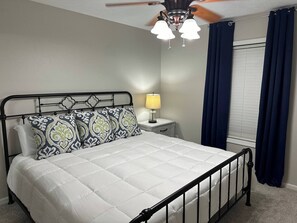 3 chambres, fer et planche à repasser, Wi-Fi, literie fournie