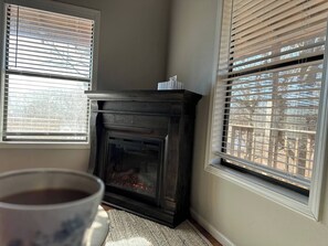 Interior - The River House - Plus LockOut Floor for 12 Guests (Sterlington)