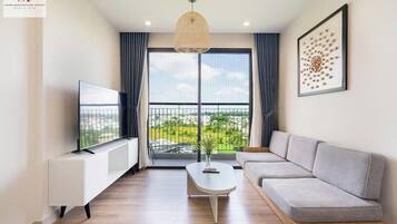 Kaupunkihuoneisto, 2 makuuhuonetta, parveke, kaupunkinäköala | Terassi/patio